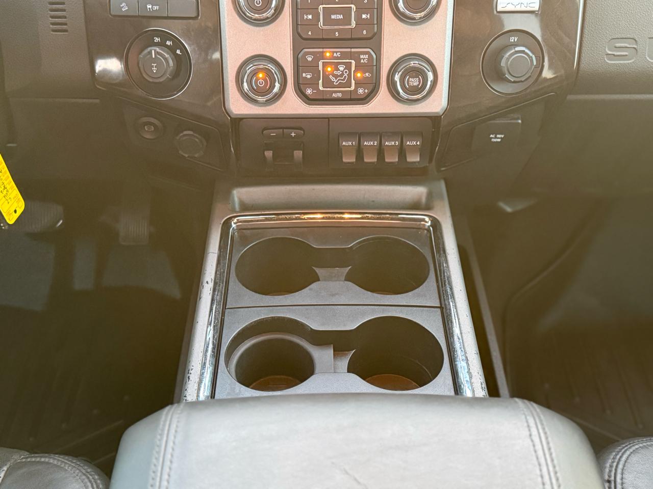 Ford F-250 SD Platinum Crew Cab 4WD 2016