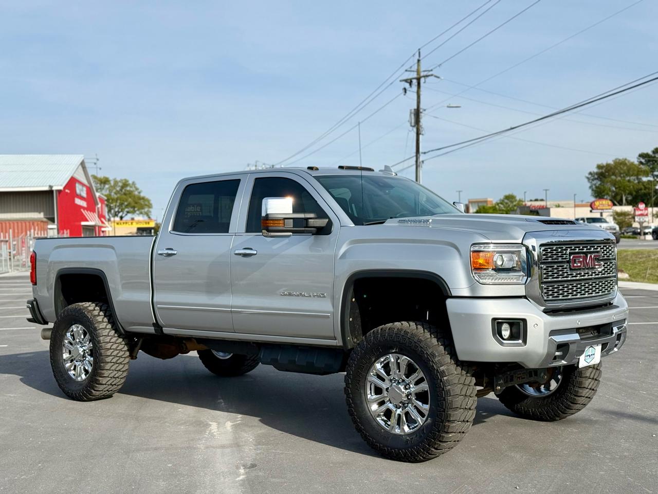 GMC Sierra 2500HD Denali Crew Cab 4WD 2018