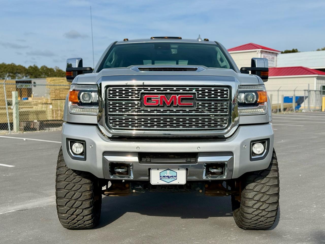 GMC Sierra 2500HD Denali Crew Cab 4WD 2018