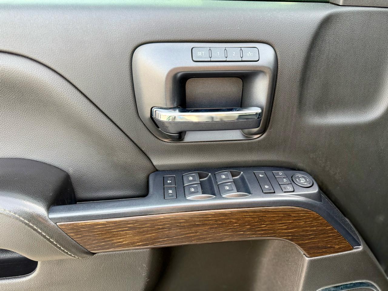 GMC Sierra 2500HD Denali Crew Cab 4WD 2018