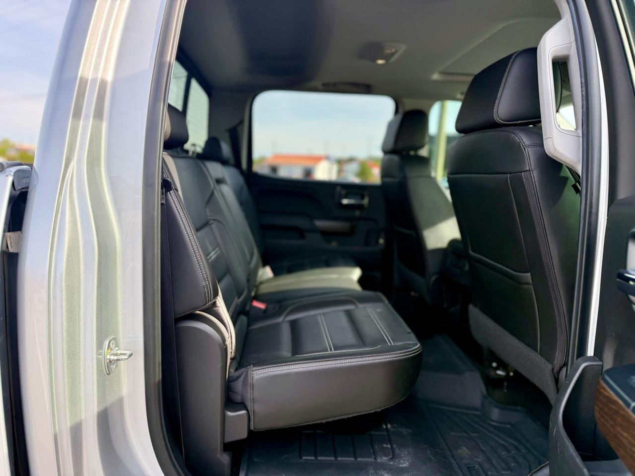 GMC Sierra 2500HD Denali Crew Cab 4WD 2018