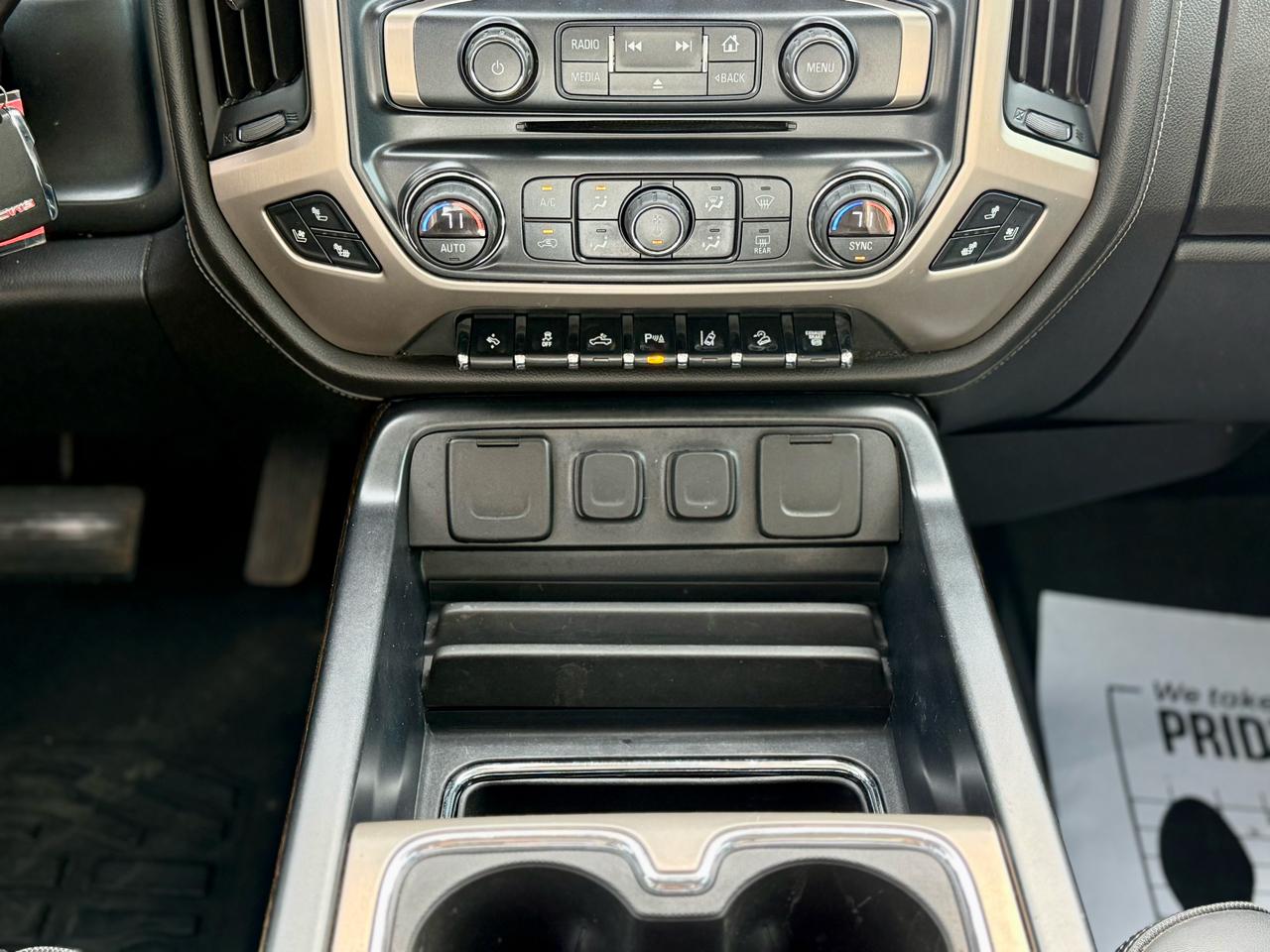 GMC Sierra 2500HD Denali Crew Cab 4WD 2018