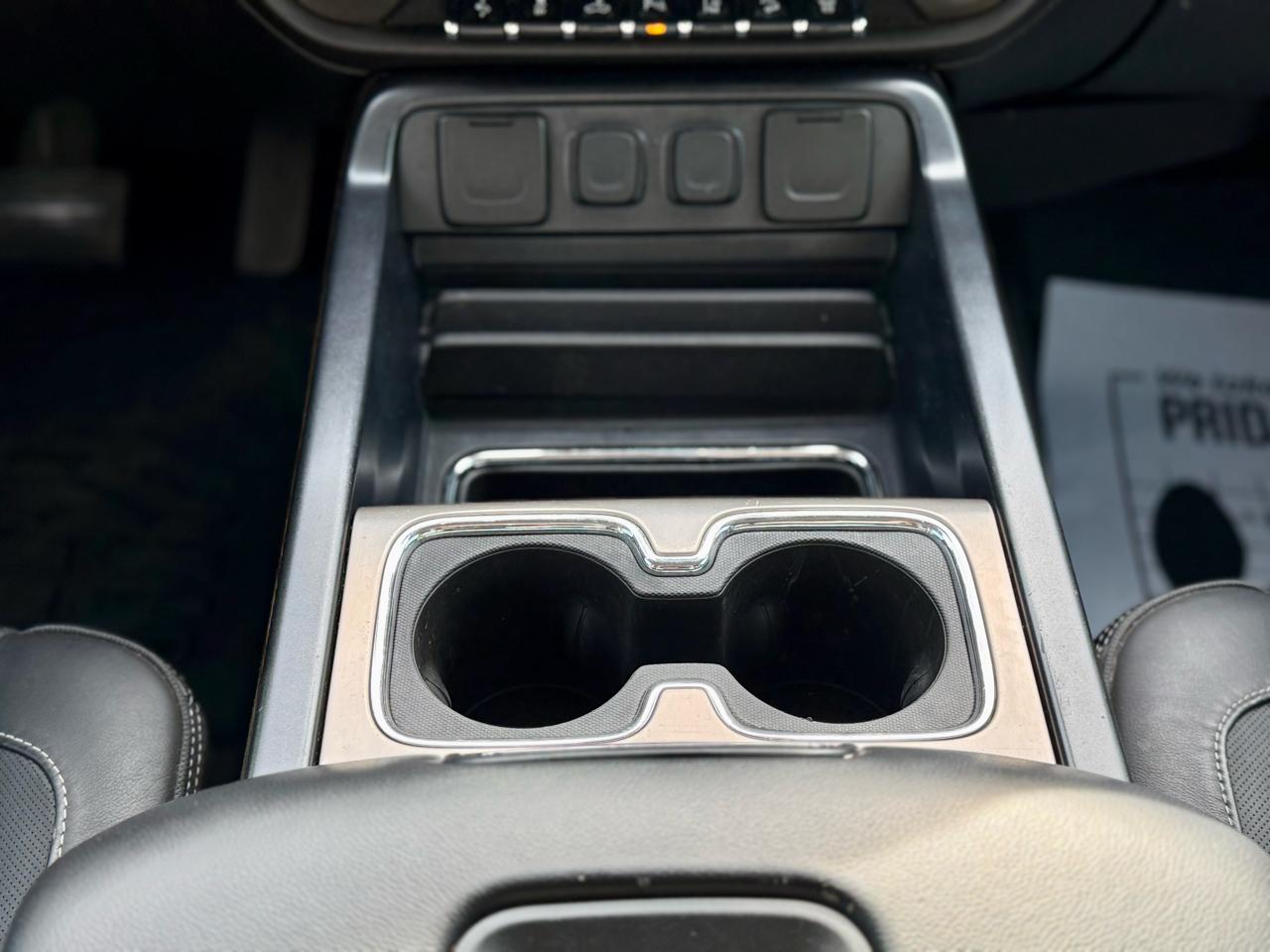 GMC Sierra 2500HD Denali Crew Cab 4WD 2018