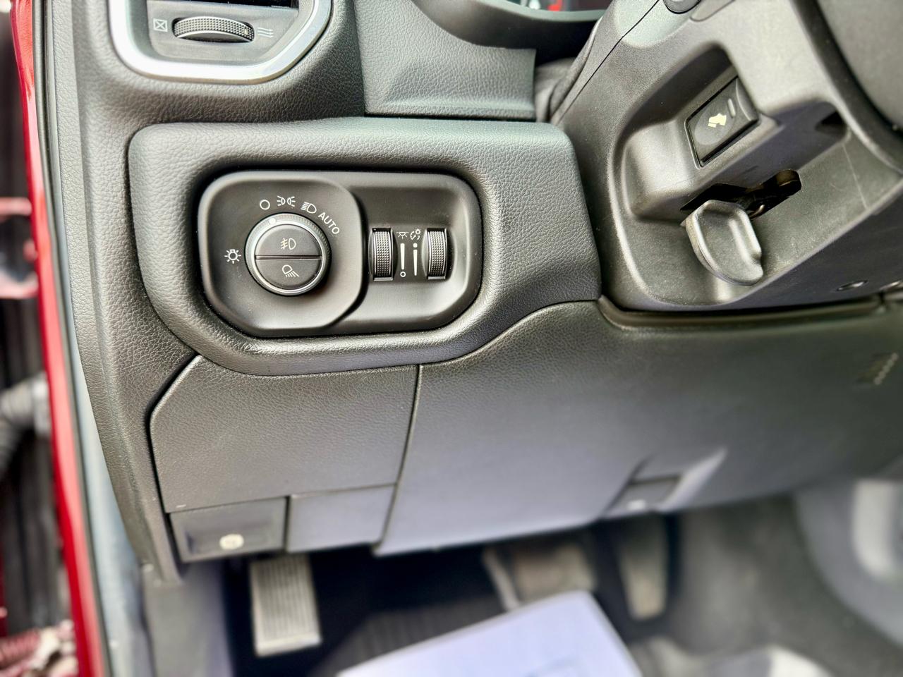 RAM 3500 Laramie Crew Cab SWB 4WD 2019