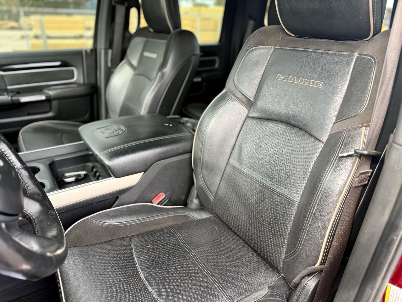 RAM 3500 Laramie Crew Cab SWB 4WD 2019