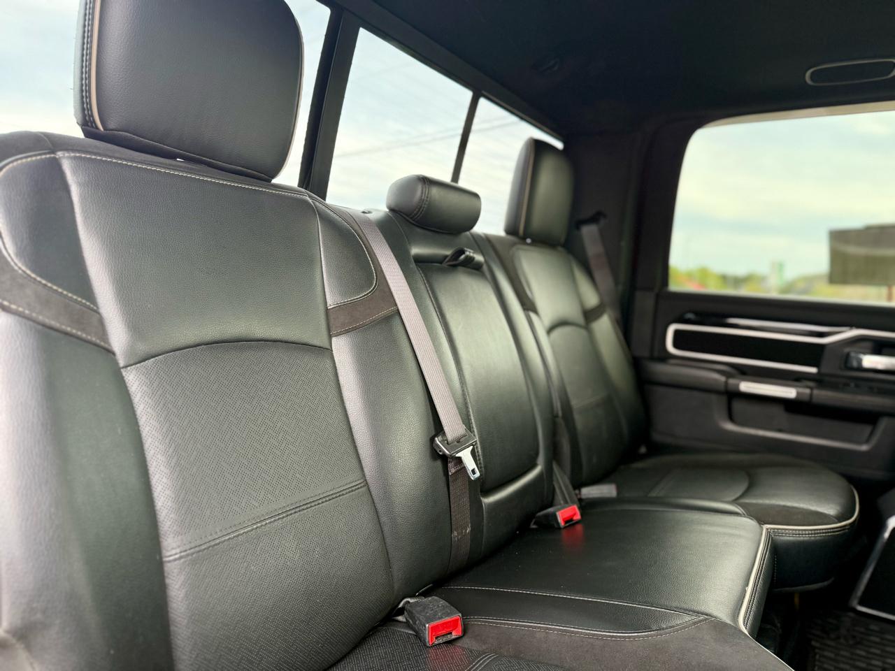 RAM 3500 Laramie Crew Cab SWB 4WD 2019