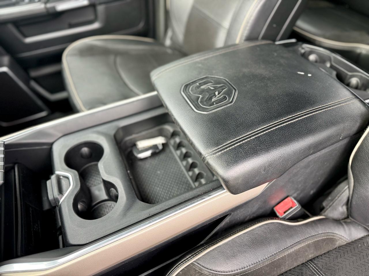 RAM 3500 Laramie Crew Cab SWB 4WD 2019