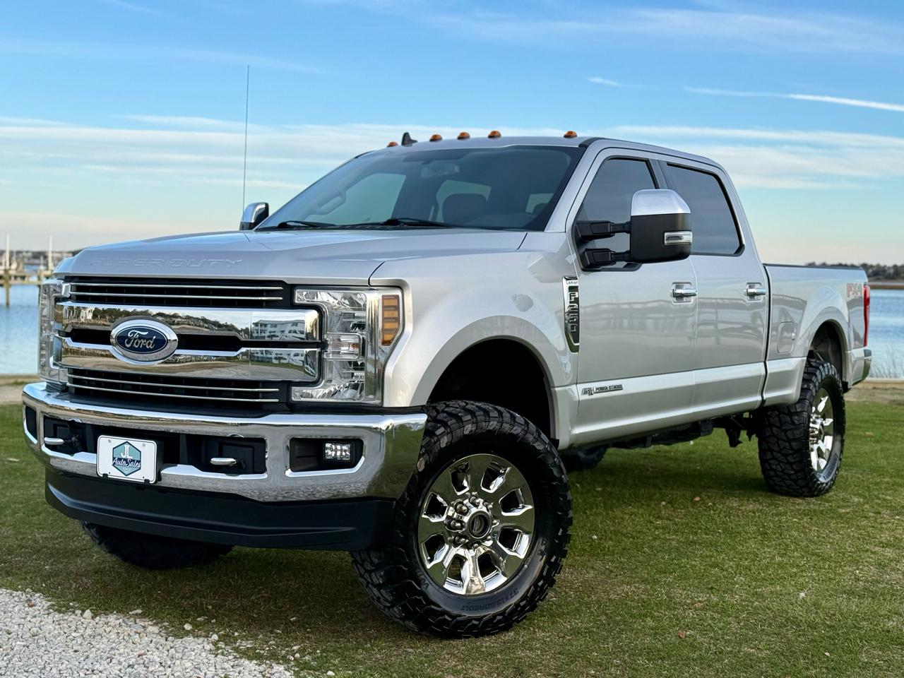 2019 Ford F-250 SD Lariat Crew Cab 4WD