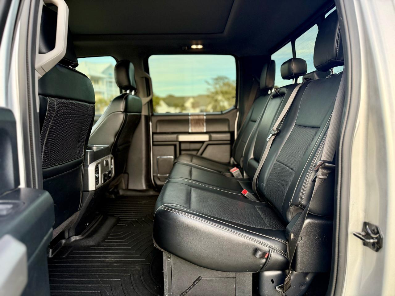 Ford F-250 SD Lariat Crew Cab 4WD 2019