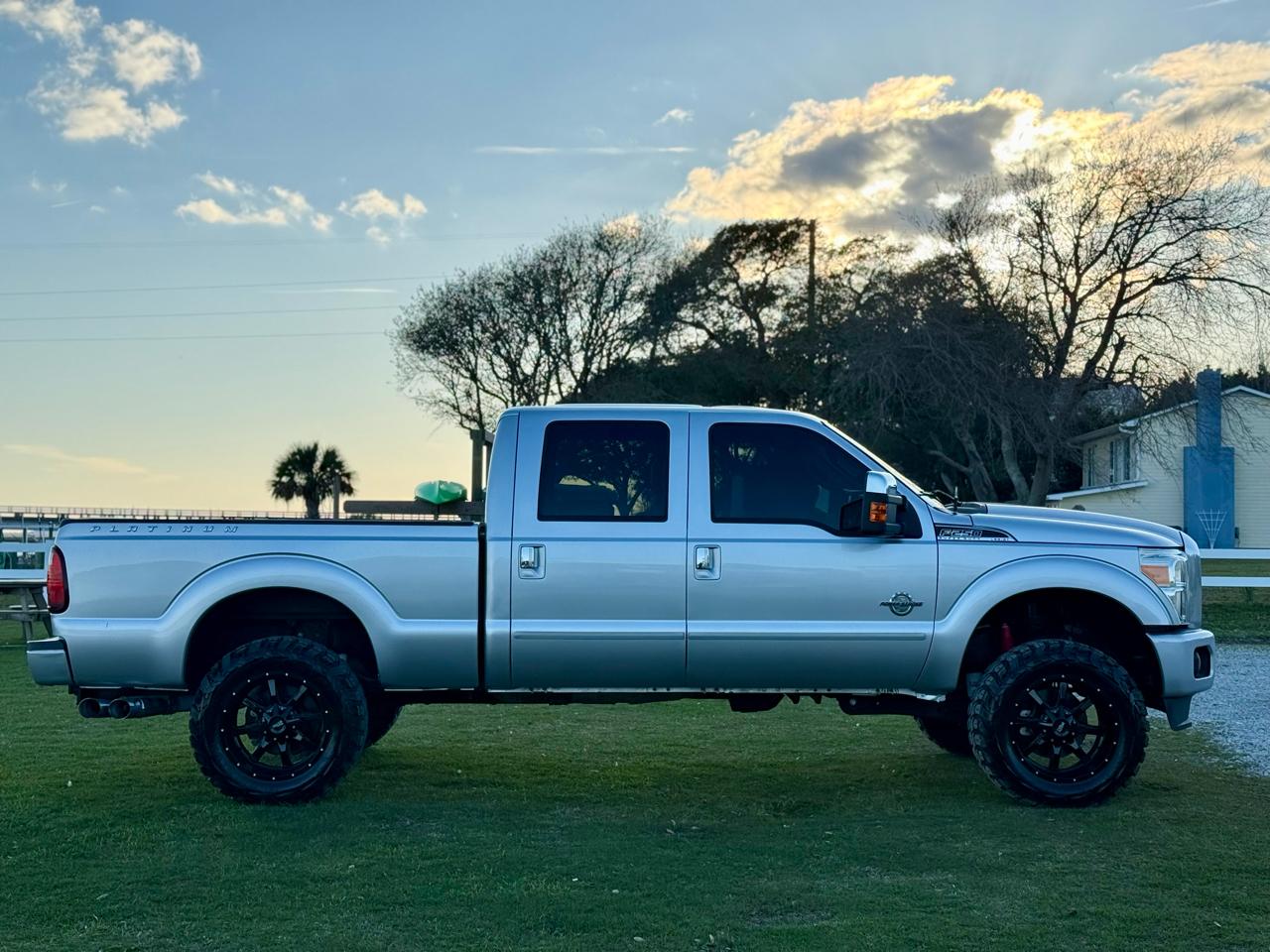 Ford F-250 SD Platinum Crew Cab 4WD 2016