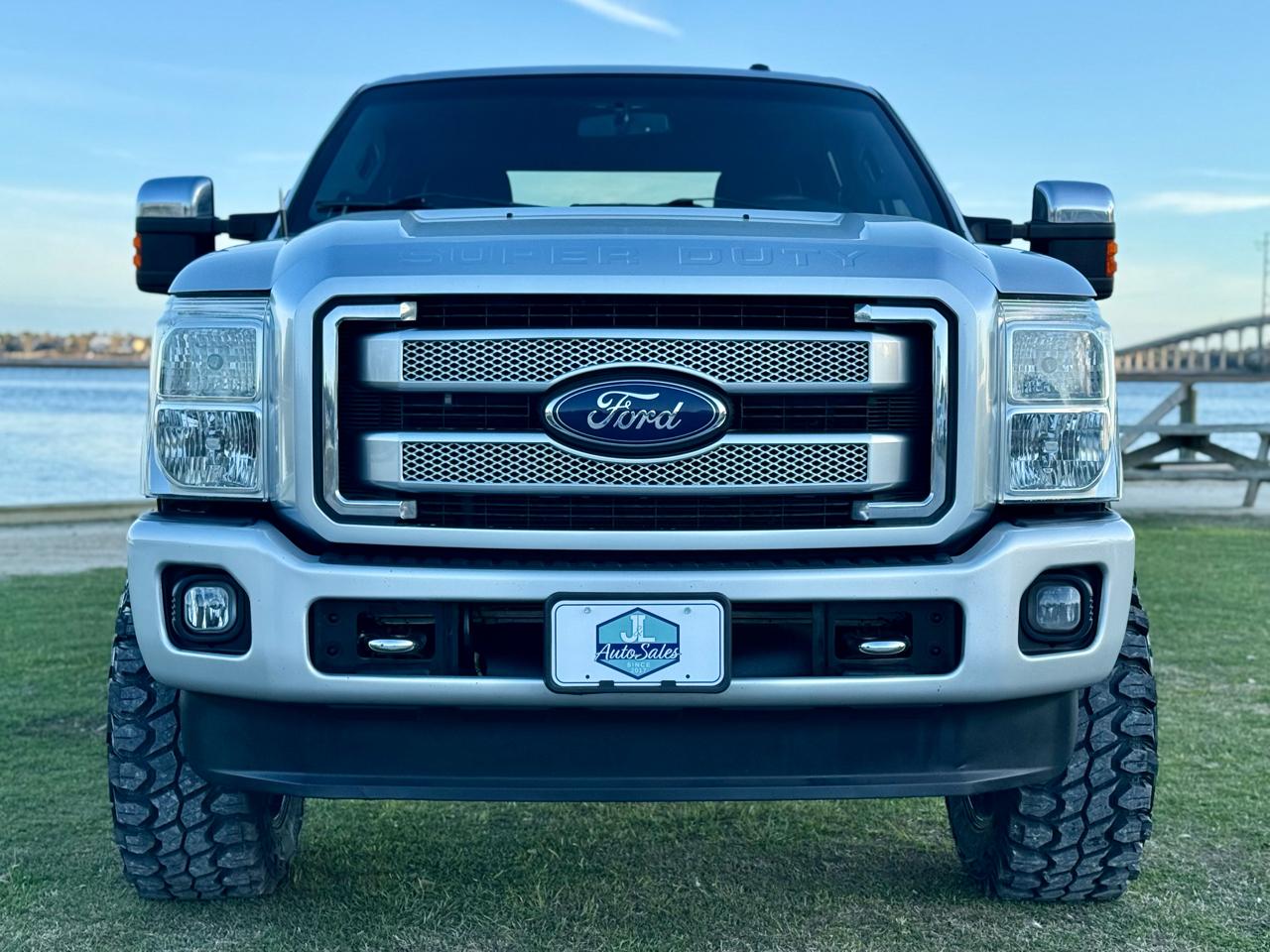Ford F-250 SD Platinum Crew Cab 4WD 2016