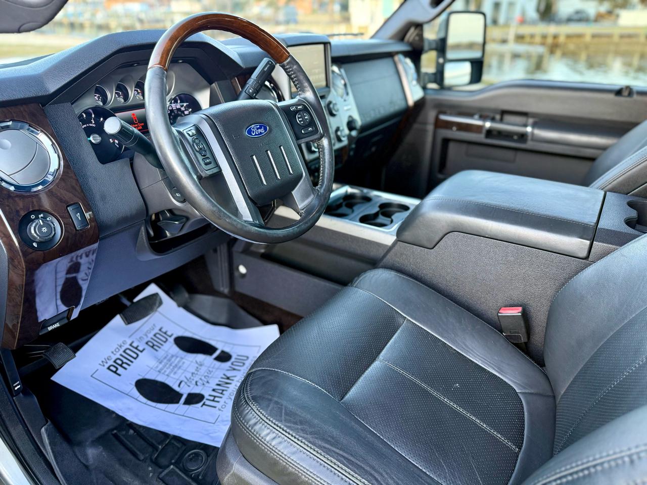 Ford F-250 SD Platinum Crew Cab 4WD 2016