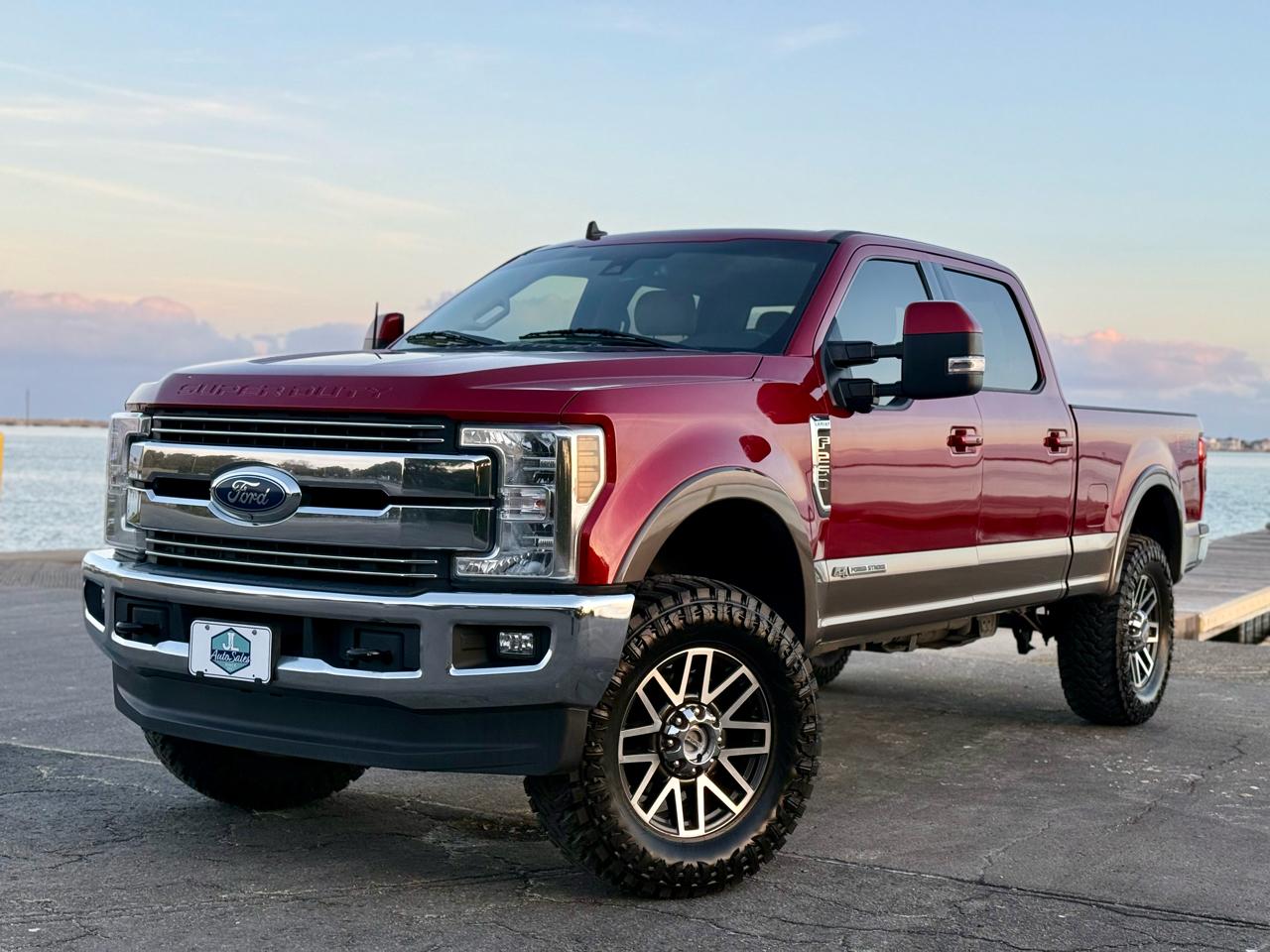 2019 Ford F-250 SD Lariat Crew Cab 4WD