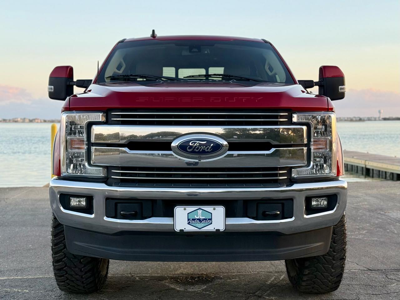 Ford F-250 SD Lariat Crew Cab 4WD 2019