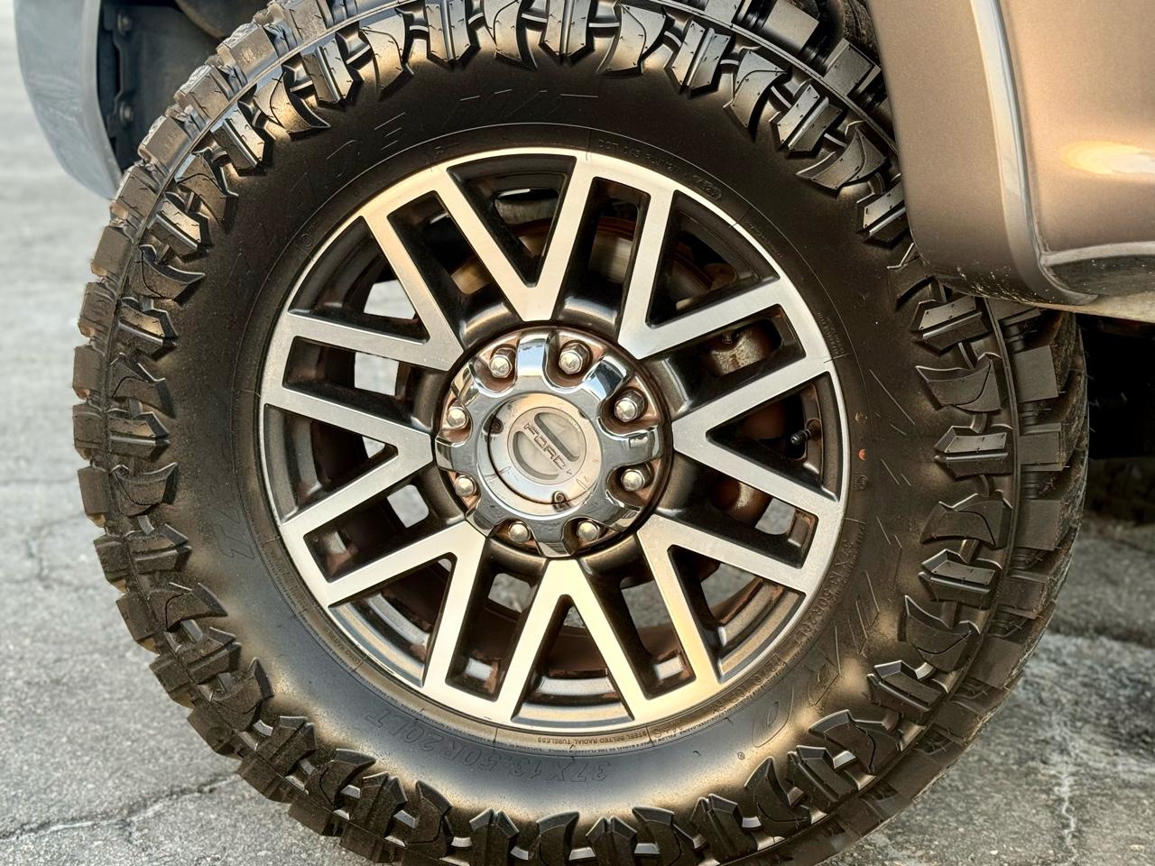 Ford F-250 SD Lariat Crew Cab 4WD 2019