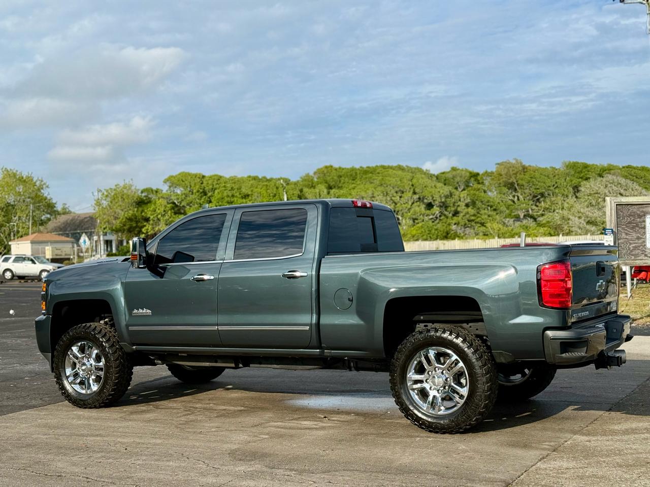Chevrolet Silverado 2500HD High Country Crew Cab Short Box 4WD 2019