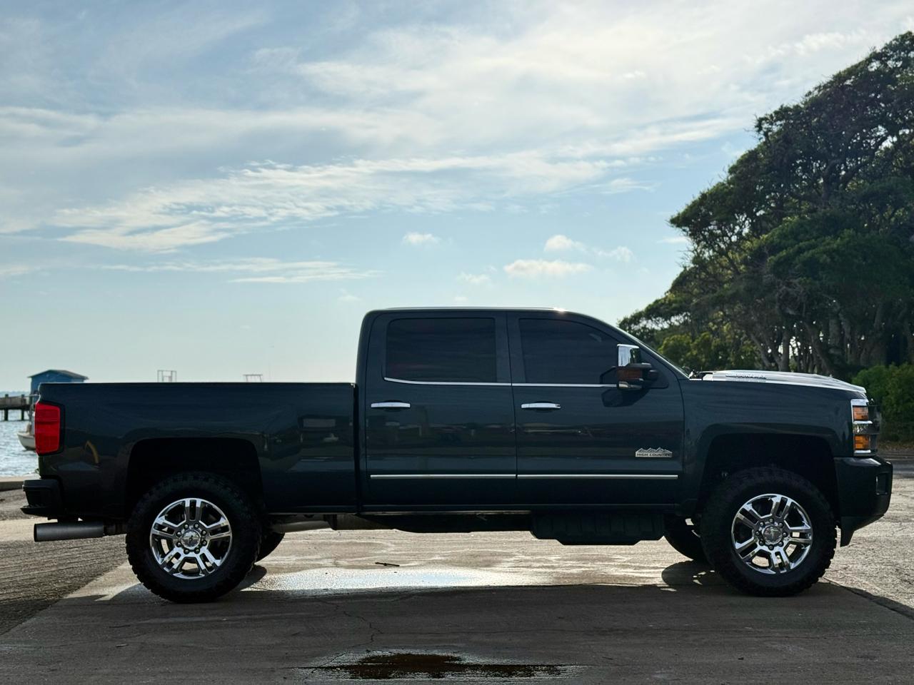 Chevrolet Silverado 2500HD High Country Crew Cab Short Box 4WD 2019