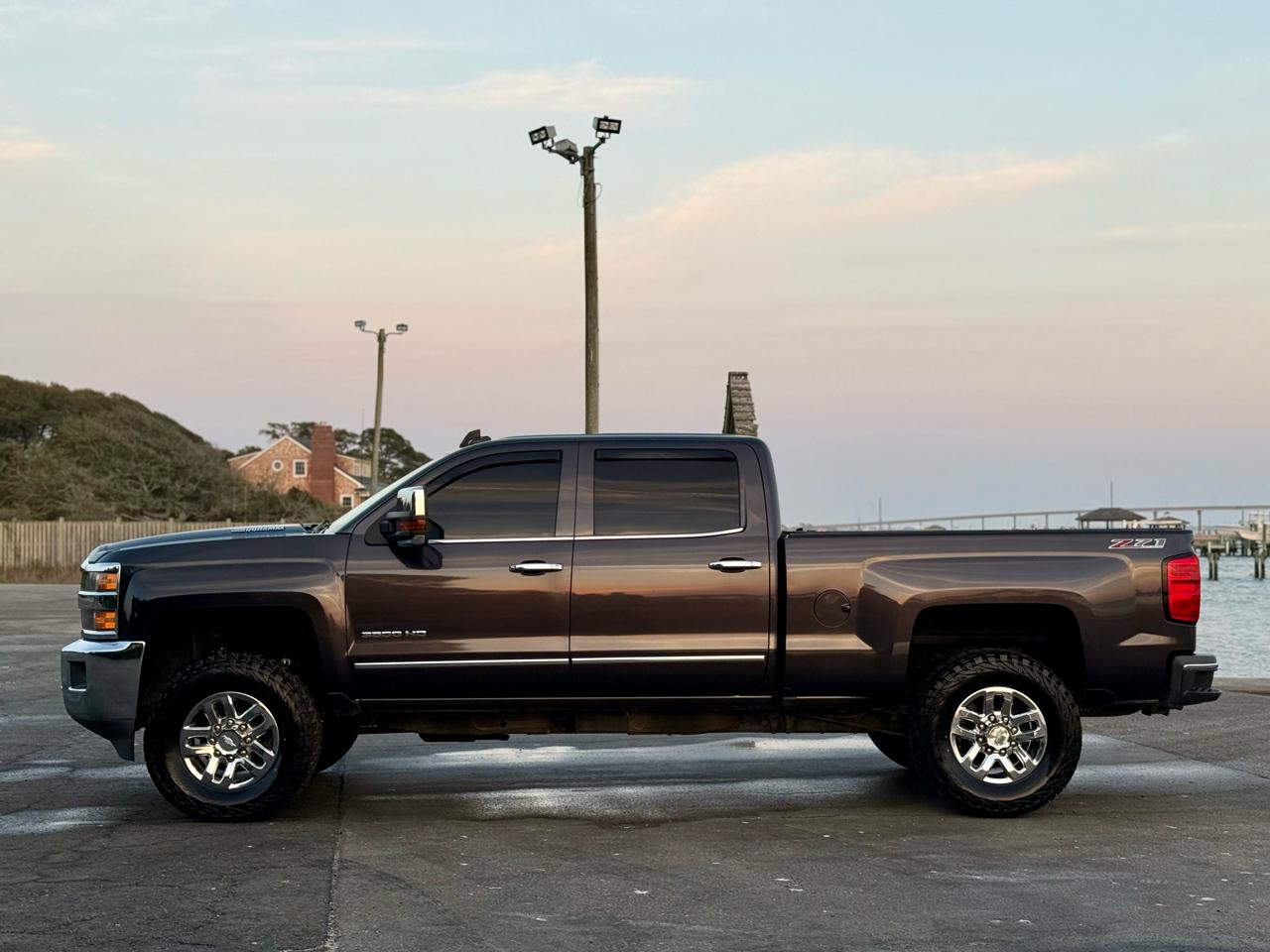 Chevrolet Silverado 3500HD LTZ Crew Cab 4WD 2016