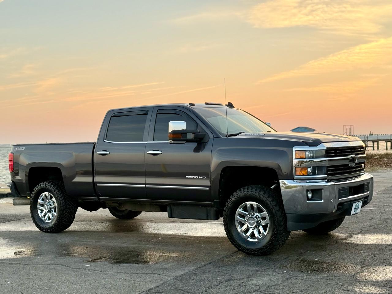 Chevrolet Silverado 3500HD LTZ Crew Cab 4WD 2016