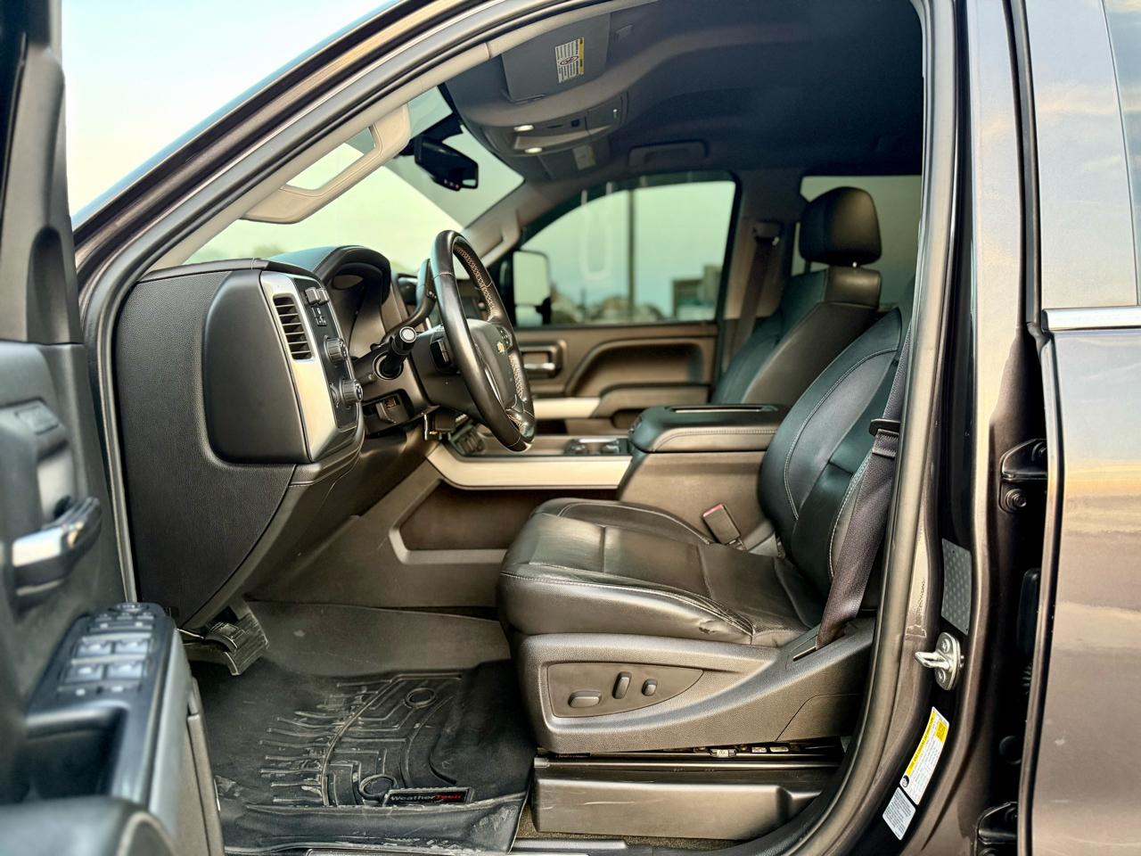 Chevrolet Silverado 3500HD LTZ Crew Cab 4WD 2016