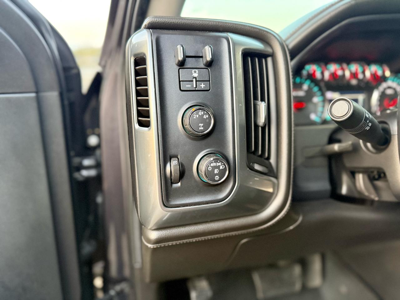 Chevrolet Silverado 3500HD LTZ Crew Cab 4WD 2016