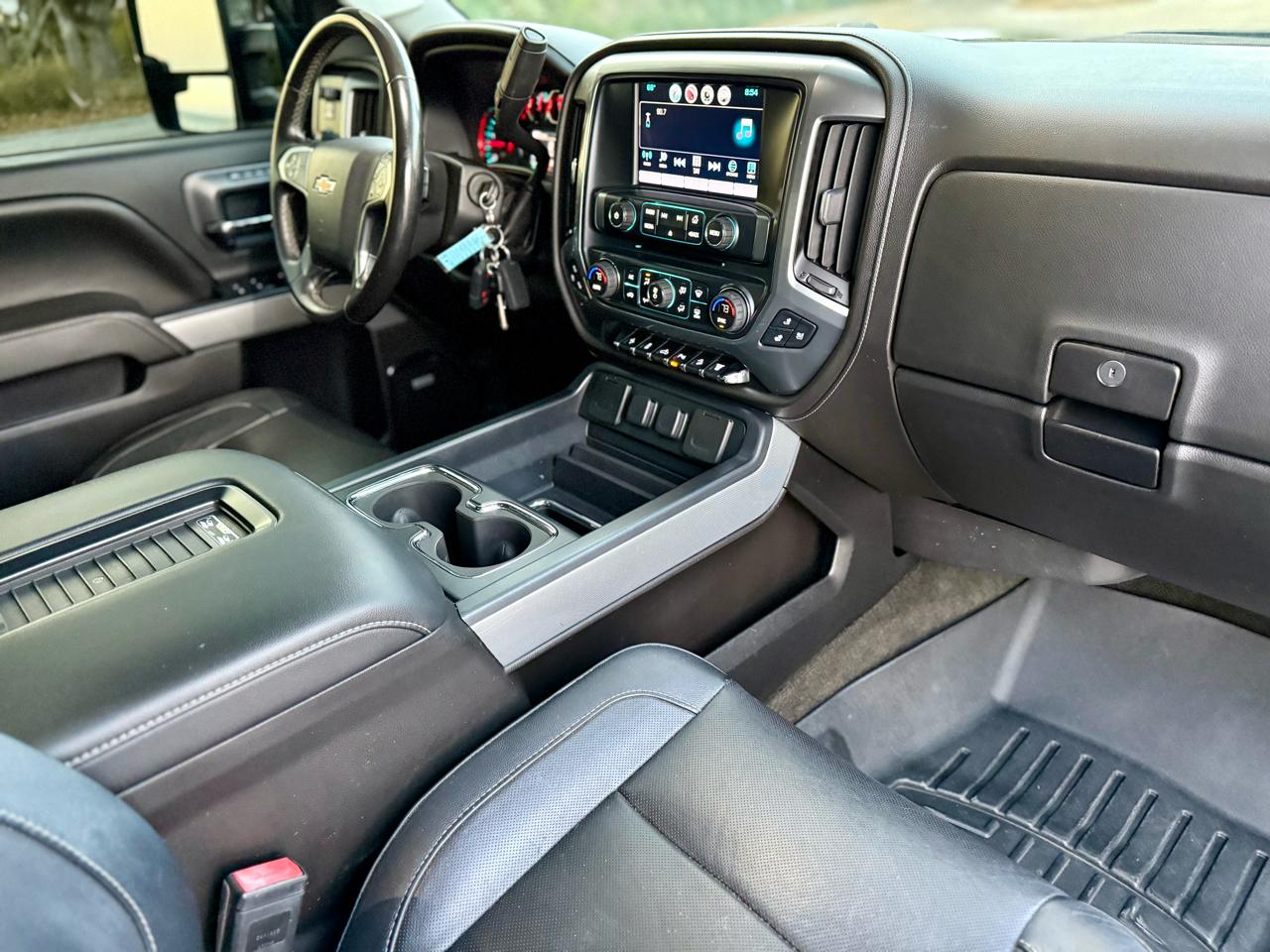 Chevrolet Silverado 3500HD LTZ Crew Cab 4WD 2016