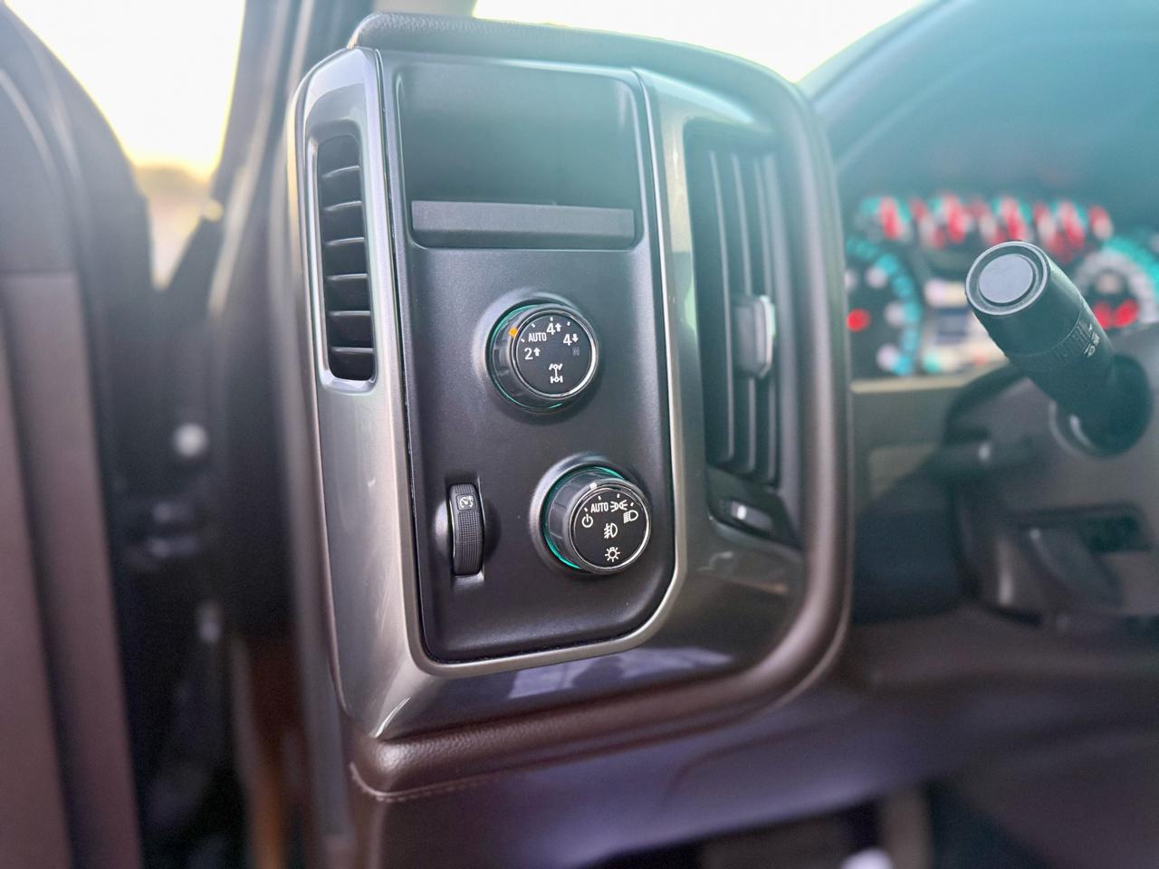 Chevrolet Silverado 1500 LTZ Crew Cab 4WD 2015