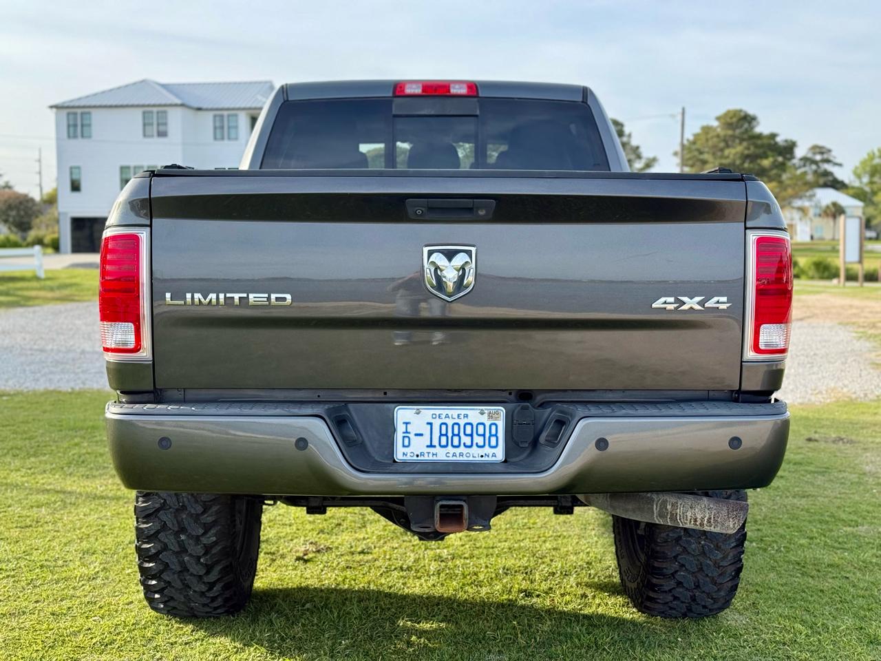 RAM 2500 Longhorn Mega Cab SWB 4WD 2014