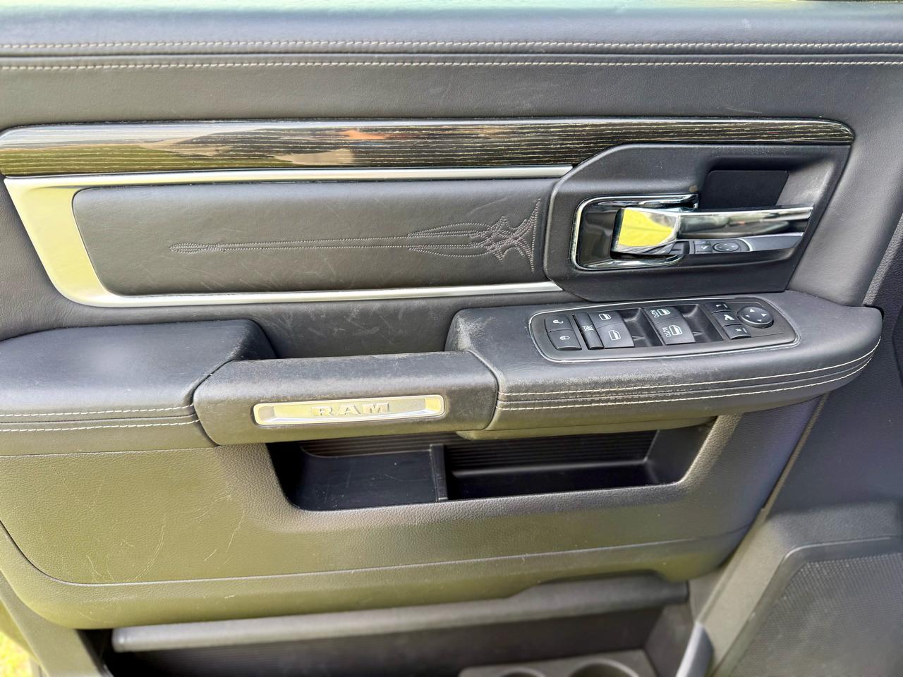 RAM 2500 Longhorn Mega Cab SWB 4WD 2014