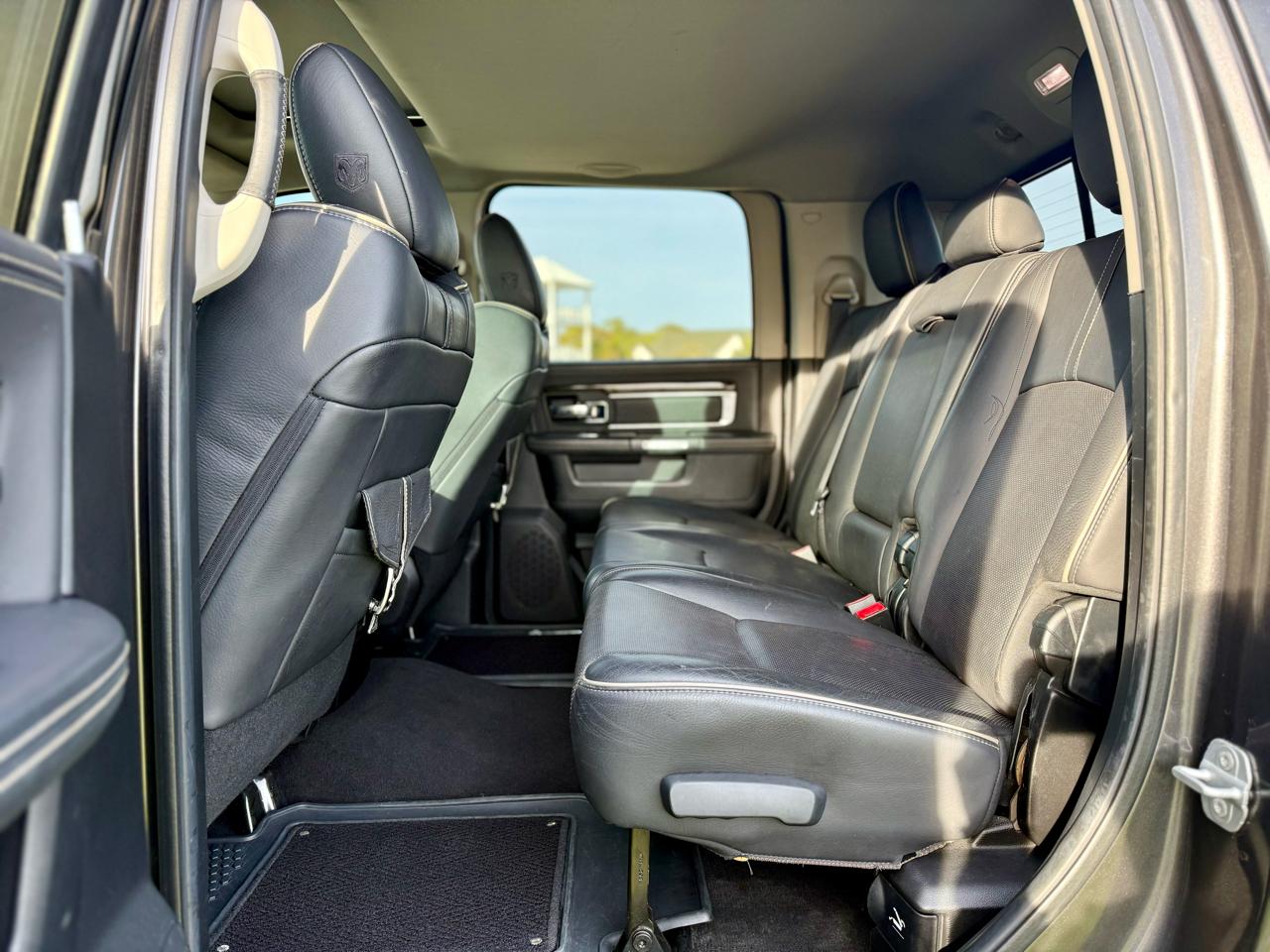 RAM 2500 Longhorn Mega Cab SWB 4WD 2014