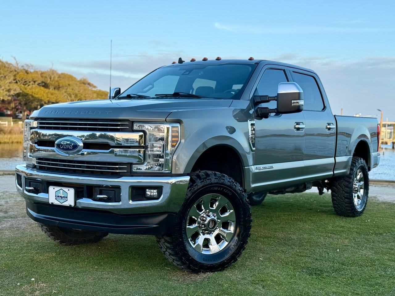 2019 Ford F-250 SD Lariat Crew Cab 4WD