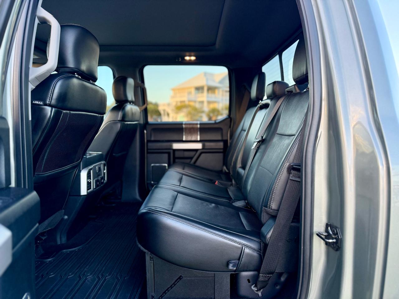 Ford F-250 SD Lariat Crew Cab 4WD 2019