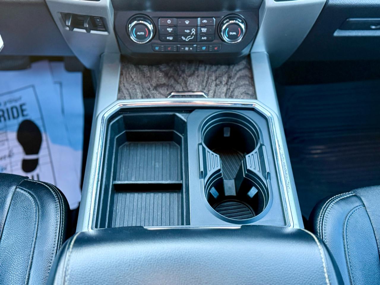 Ford F-250 SD Lariat Crew Cab 4WD 2019