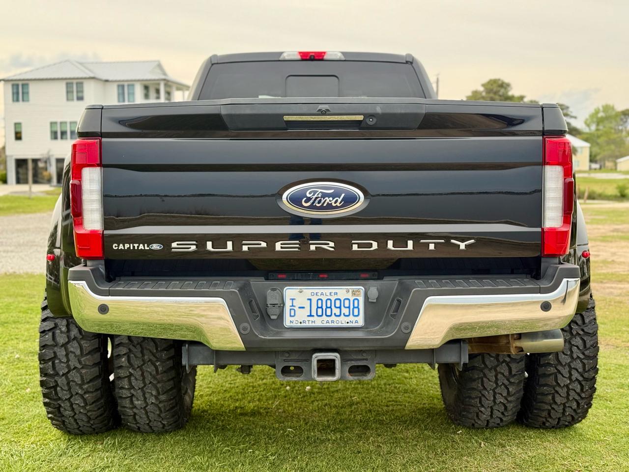 Ford F-350 SD Lariat Crew Cab Long Bed DRW 4WD 2019