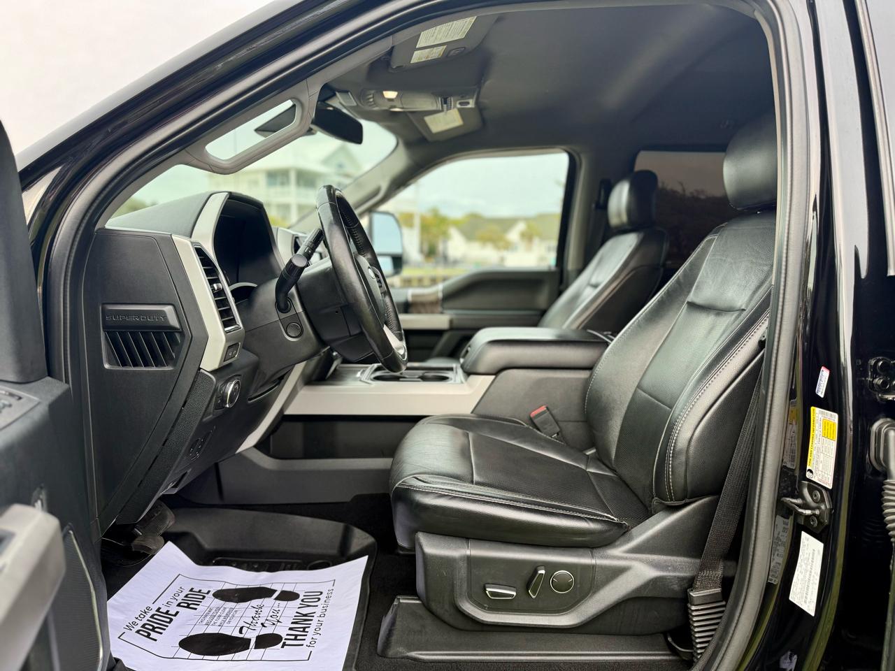 Ford F-350 SD Lariat Crew Cab Long Bed DRW 4WD 2019