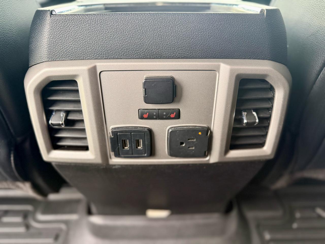 Ford F-350 SD Lariat Crew Cab Long Bed DRW 4WD 2019