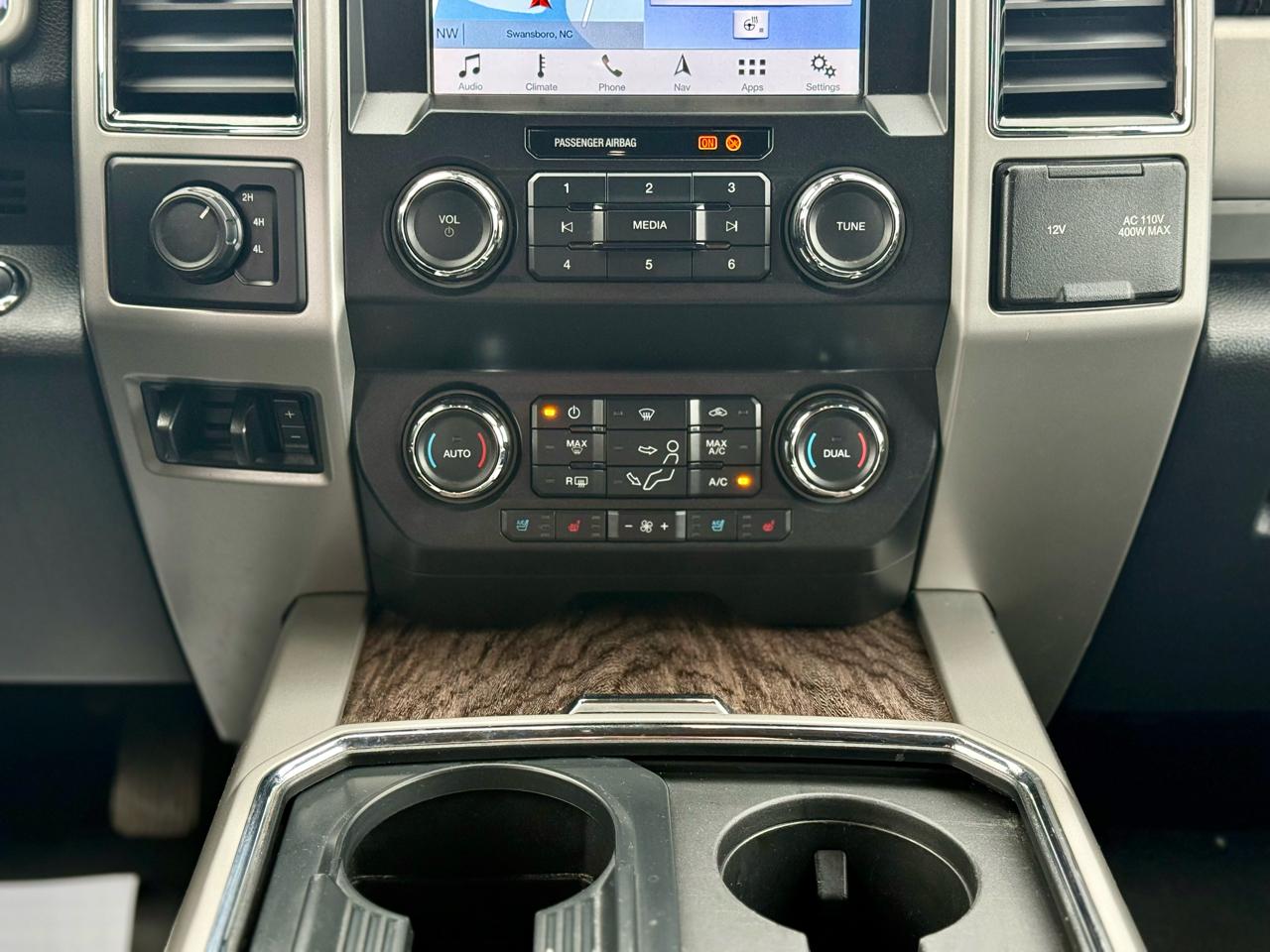 Ford F-350 SD Lariat Crew Cab Long Bed DRW 4WD 2019