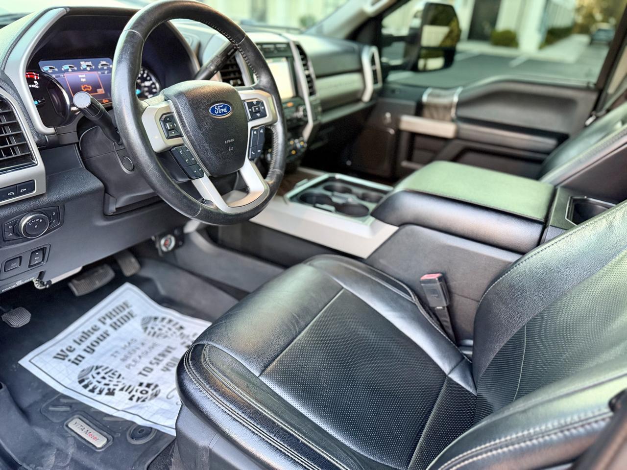 Ford F-350 SD Lariat Crew Cab Long Bed DRW 4WD 2019