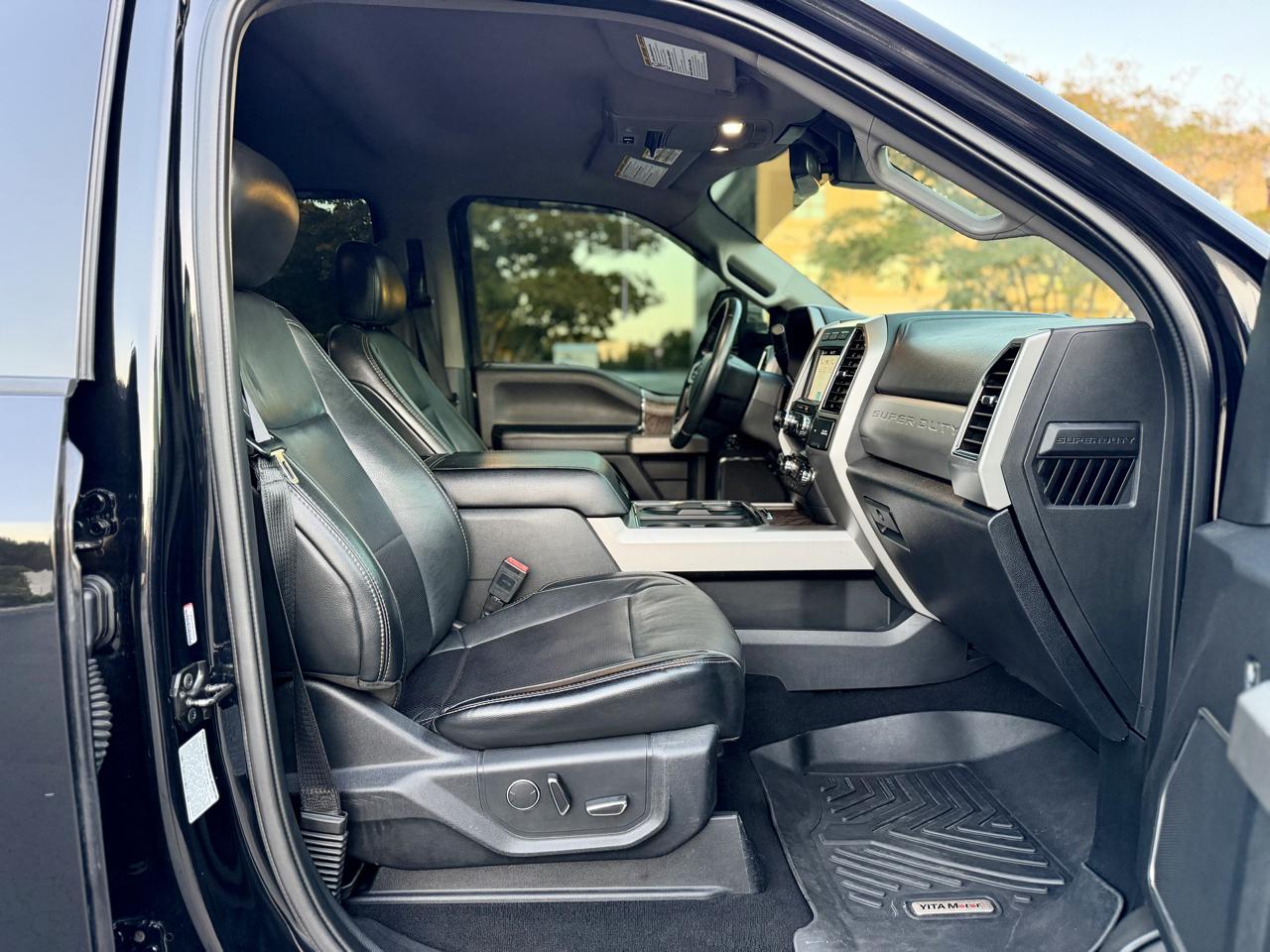 Ford F-350 SD Lariat Crew Cab Long Bed DRW 4WD 2019
