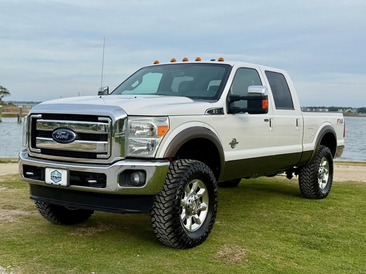Ford F-250 SD Lariat Crew Cab 4WD 2015