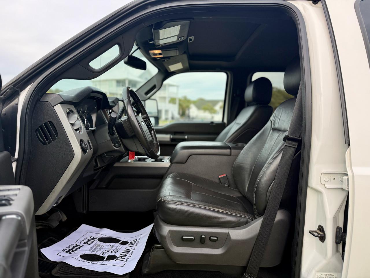 Ford F-250 SD Lariat Crew Cab 4WD 2015