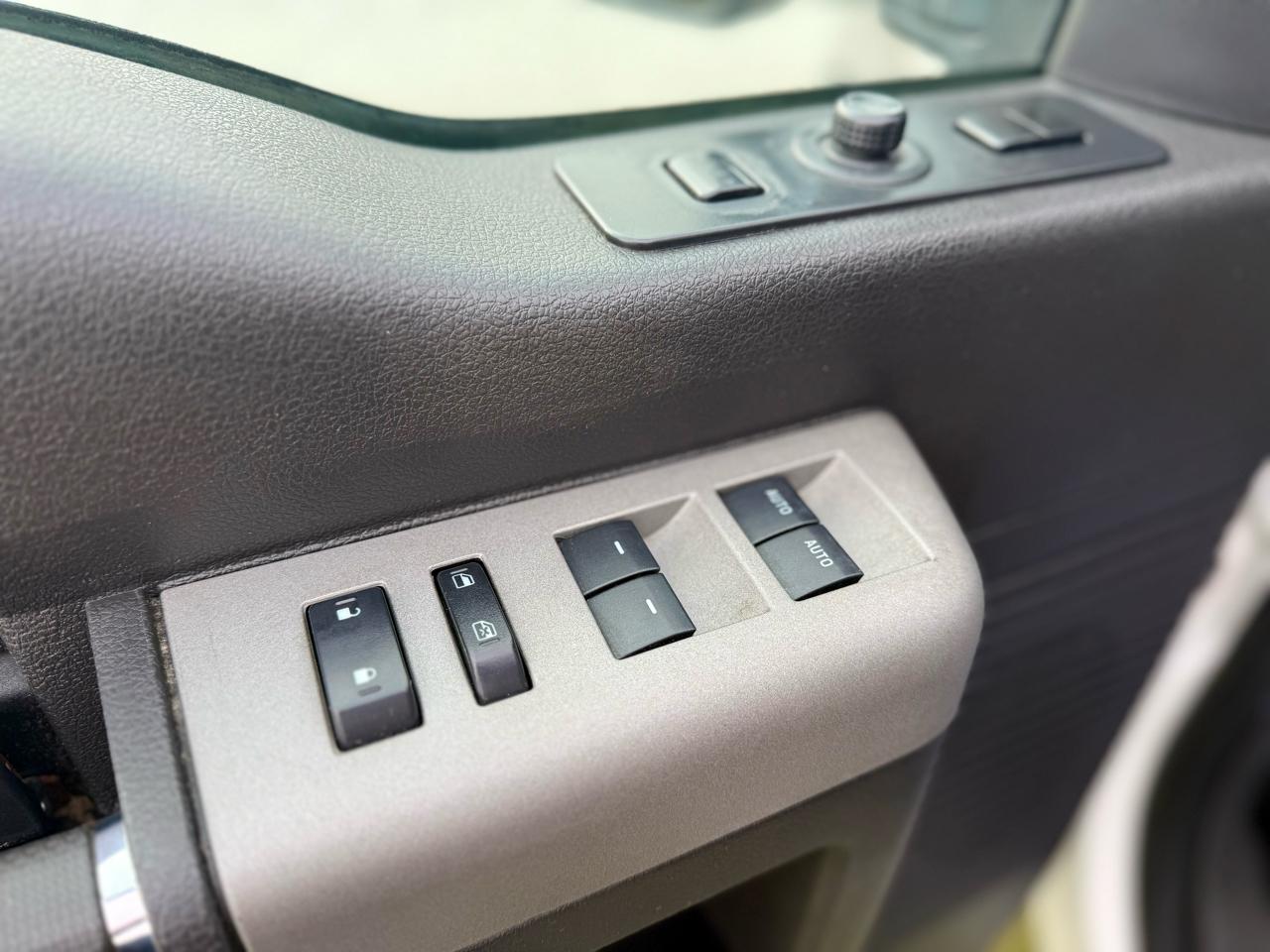 Ford F-250 SD Lariat Crew Cab 4WD 2015