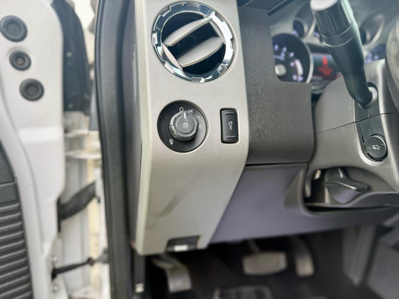 Ford F-250 SD Lariat Crew Cab 4WD 2015