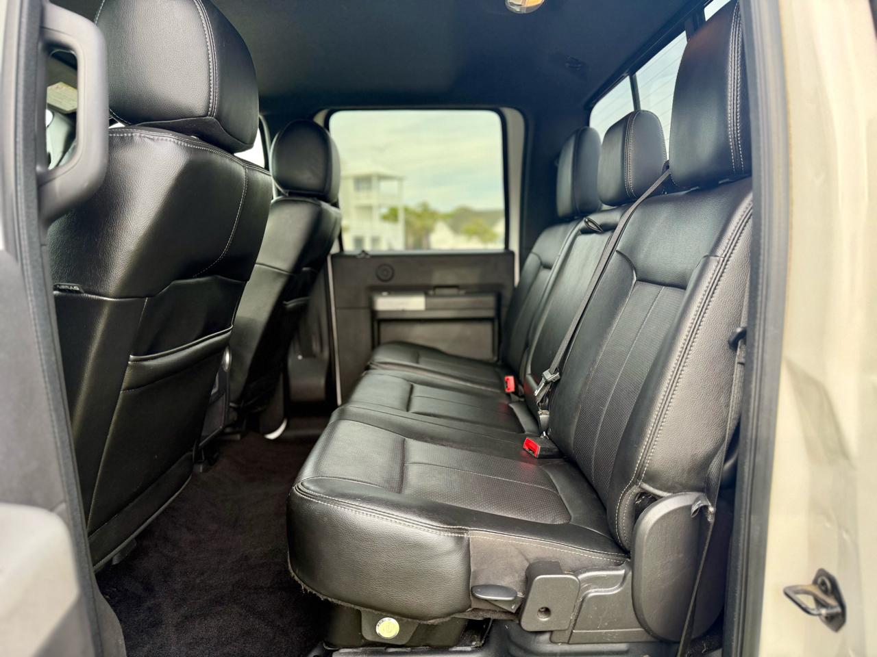 Ford F-250 SD Lariat Crew Cab 4WD 2015