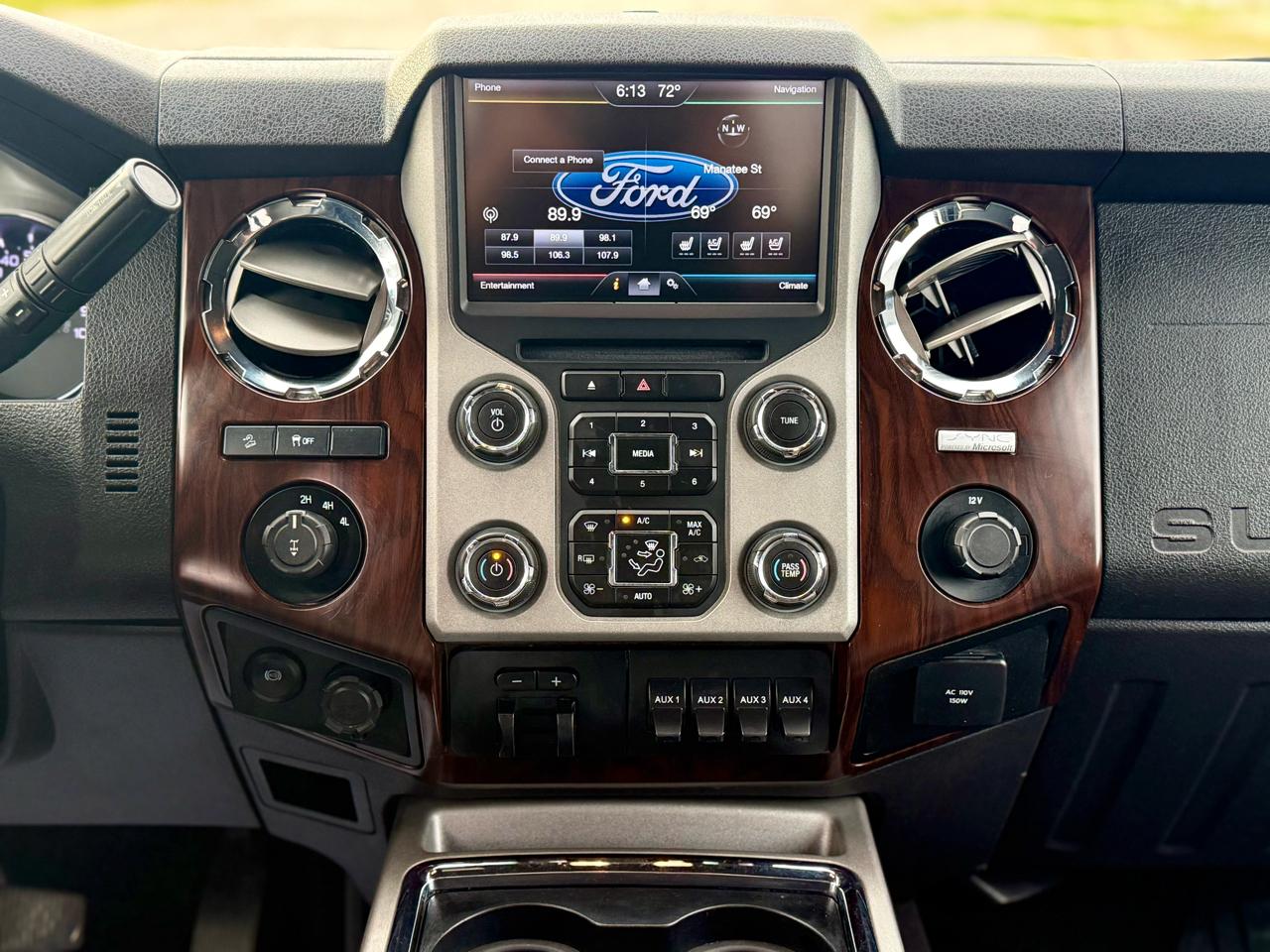 Ford F-250 SD Lariat Crew Cab 4WD 2015