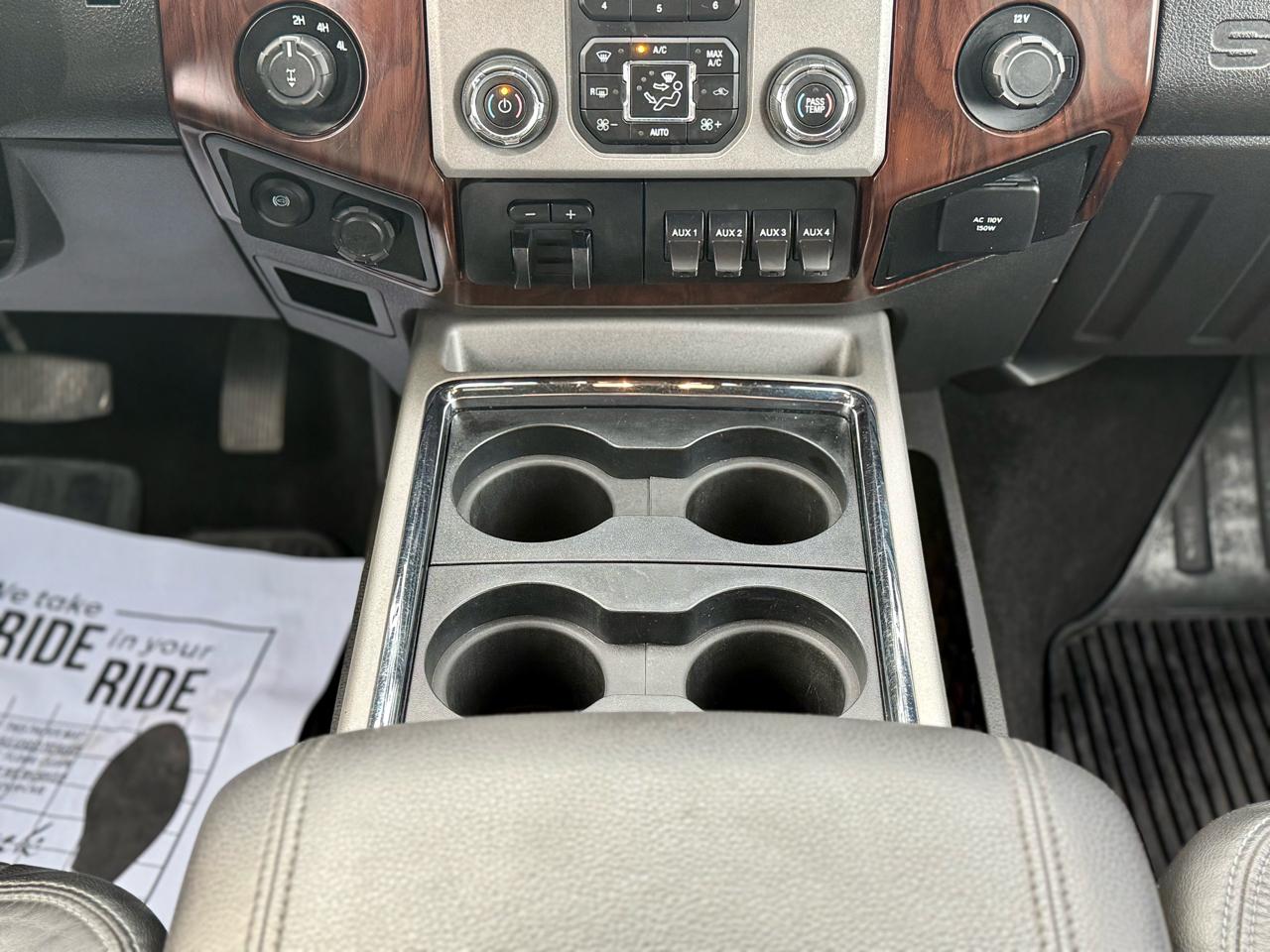 Ford F-250 SD Lariat Crew Cab 4WD 2015