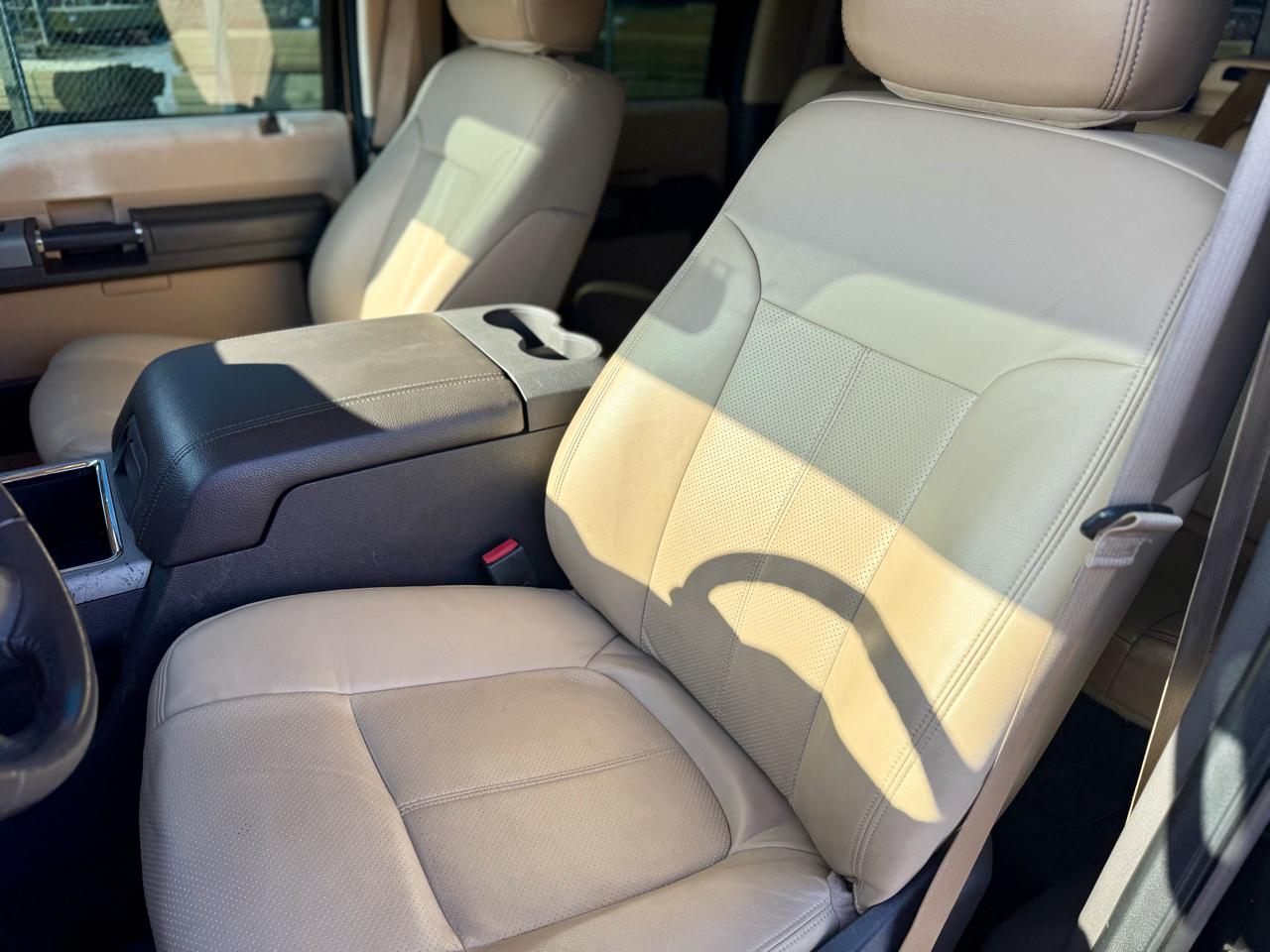 Ford F-250 SD Lariat Crew Cab 4WD 2013