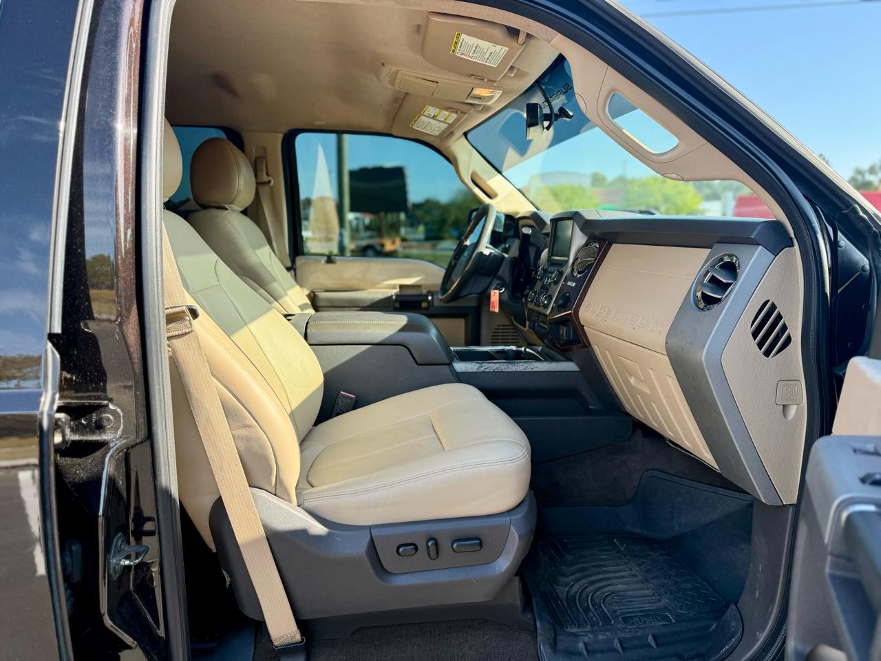Ford F-250 SD Lariat Crew Cab 4WD 2013
