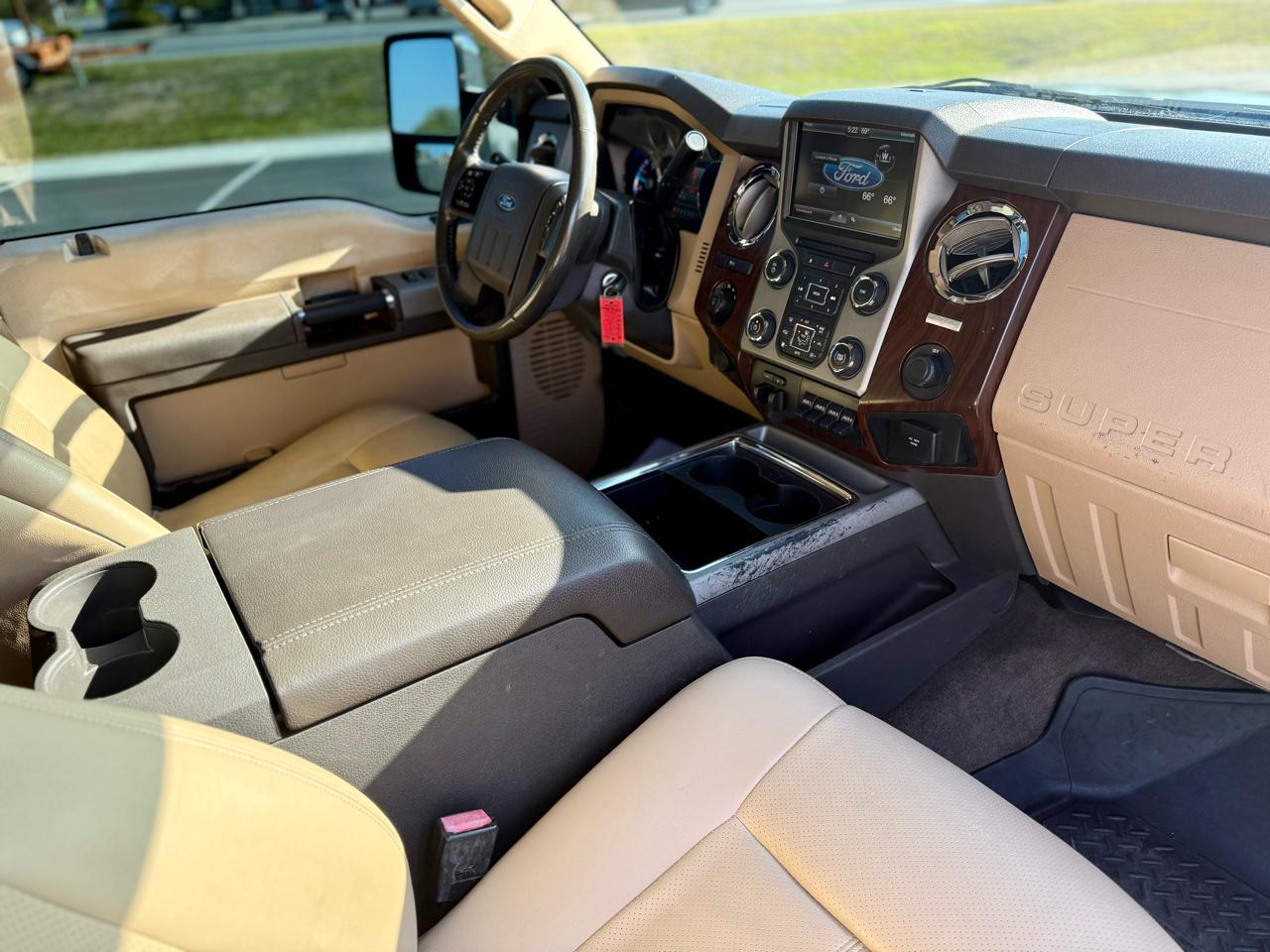 Ford F-250 SD Lariat Crew Cab 4WD 2013