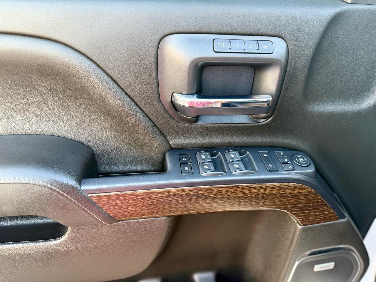 GMC Sierra 2500HD Denali Crew Cab 4WD 2019